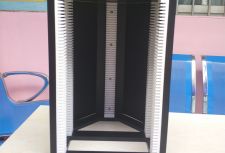 如何選擇光學玻璃加工料盒廠家呢，你得注意這幾點「東虹鑫」