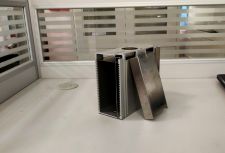 LED自動(dòng)上下料盒越貴越好嗎-ISO認(rèn)證 17年行業(yè)經(jīng)驗(yàn)廠家「東虹鑫」