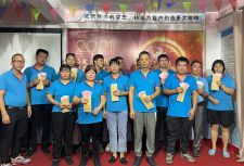 6月份目標(biāo)達(dá)成獎(jiǎng)獎(jiǎng)金頒發(fā)現(xiàn)場