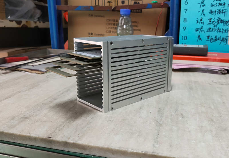 組裝式COB料盒側(cè)面圖.jpg 組裝式COB料盒側(cè)面圖.jpg