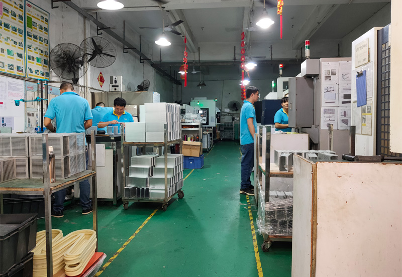 Led料盒加工車間.jpg Led料盒加工車間.jpg